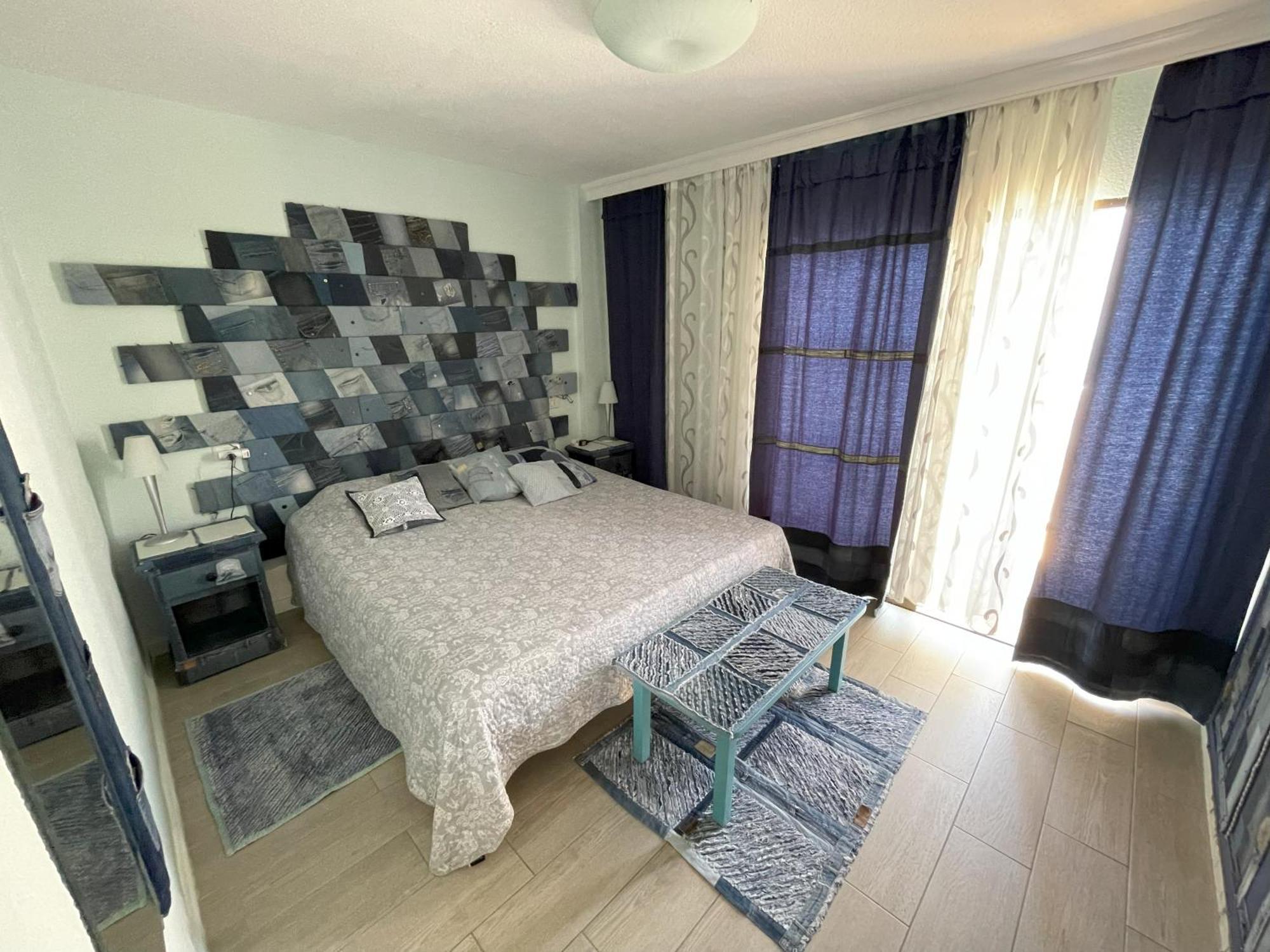 Fine Art Jeans Apartment Arona  Ngoại thất bức ảnh